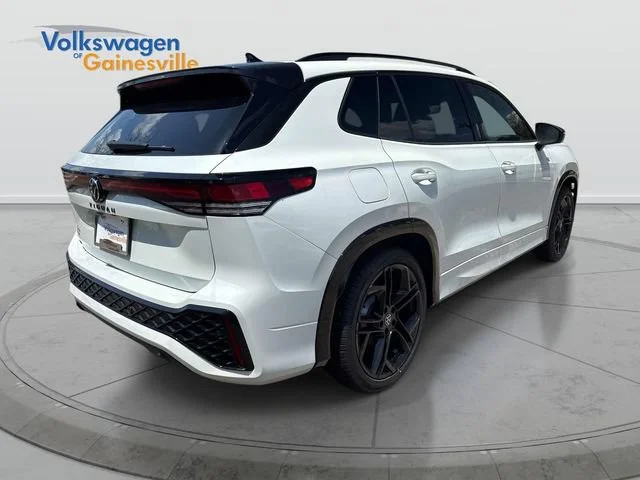 New 2026 Opal White Pearl Volkswagen SE R-Line Black image 4