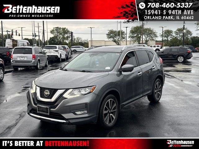 Used 2019 Gray Nissan SL image 1