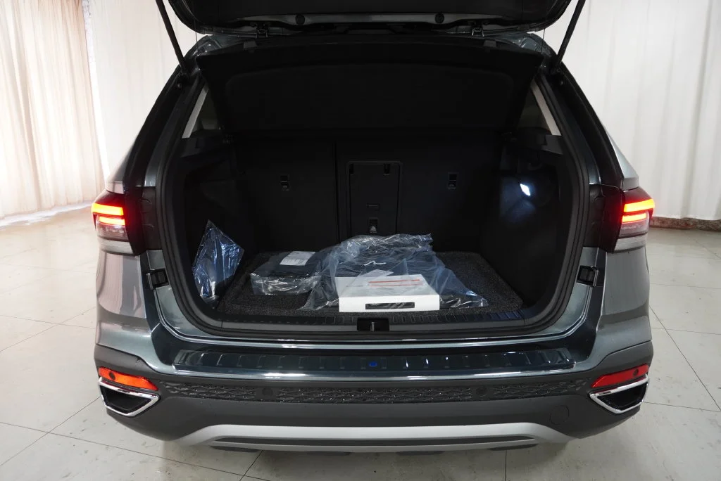 New 2027 Gray Volkswagen 1.5T SEL image 24