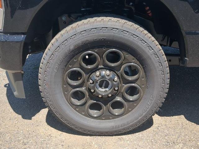 2025 Ford F-350 Super Duty XLT - Photo 32