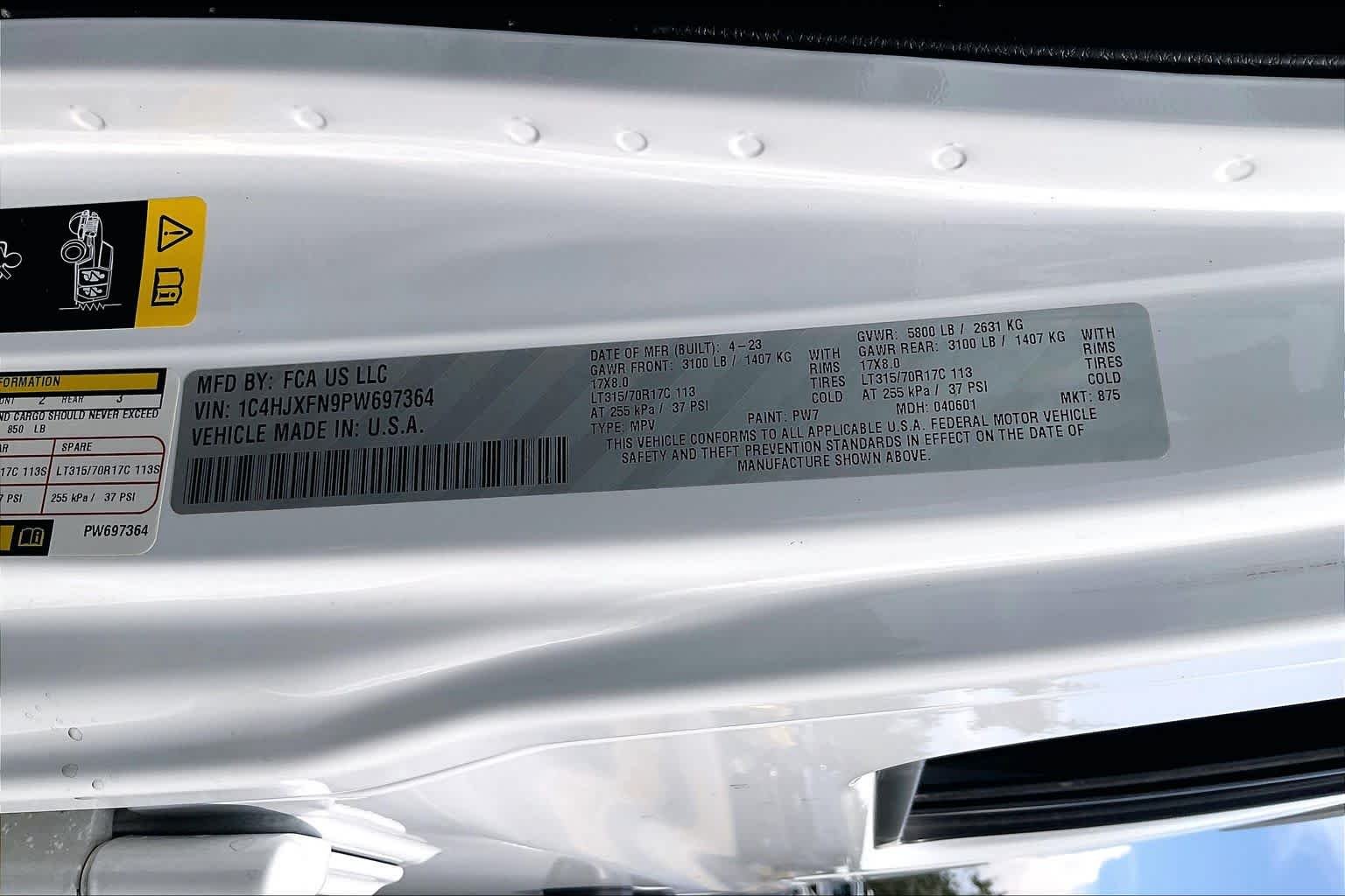 Used 2023 Bright White Clearcoat Jeep Rubicon image 30