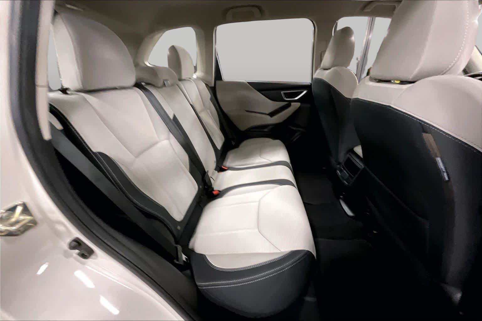 Used 2020 Crystal White Pearl Subaru  image 19
