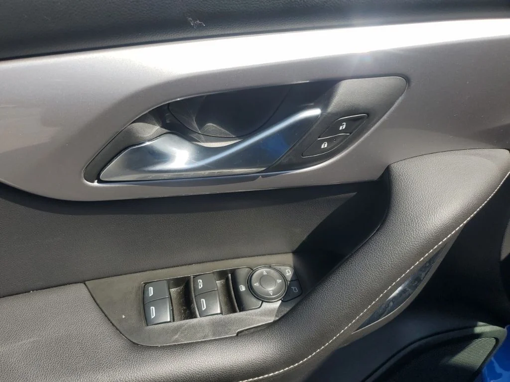 Used 2024 Blue Chevrolet LT image 17