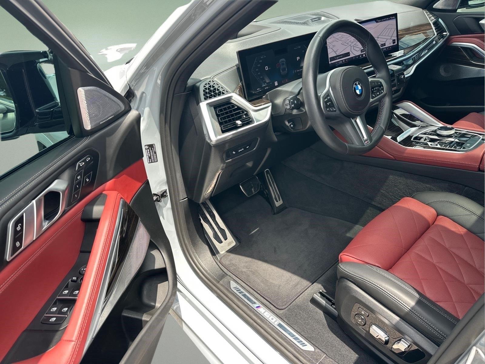 Used 2025  BMW M60i image 15