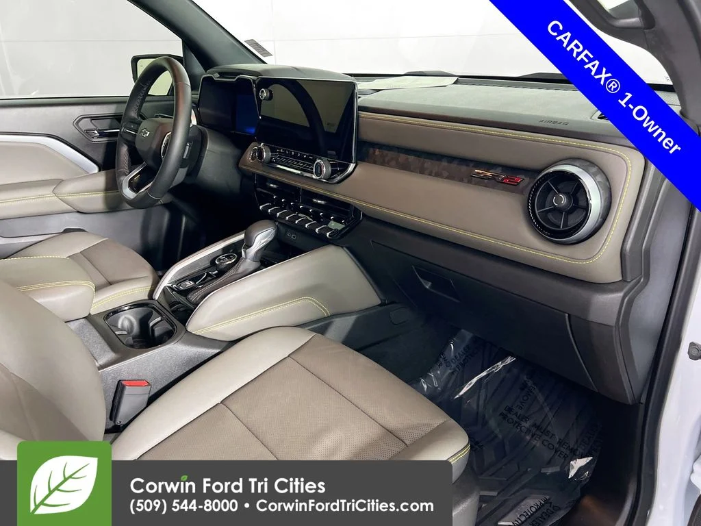Used 2025 Summit White Chevrolet ZR2 image 30