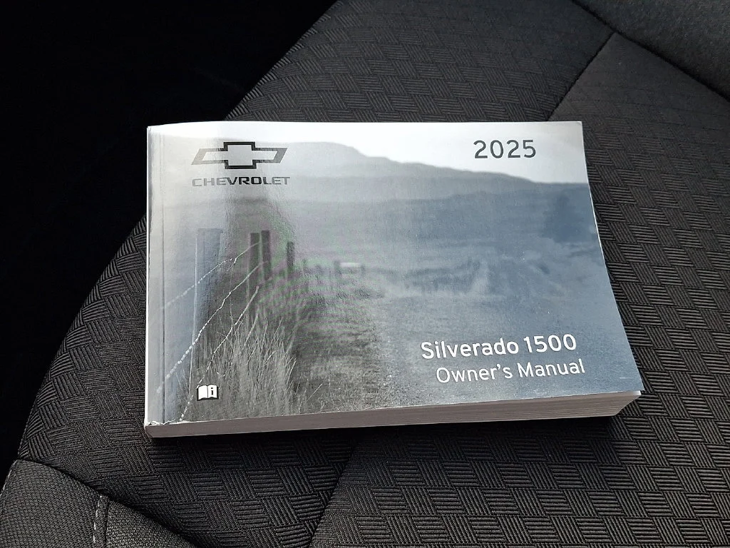 Used 2025 Slate Gray Metallic Chevrolet Custom image 25