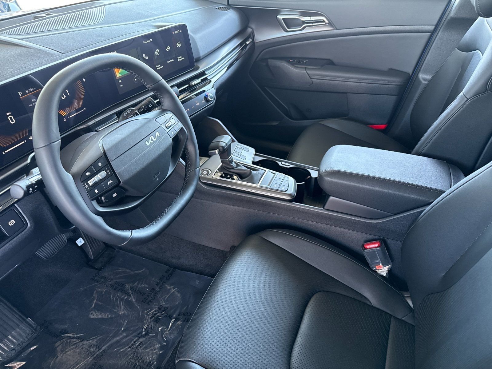 New 2026 Glacial White Pearl Kia EX image 9