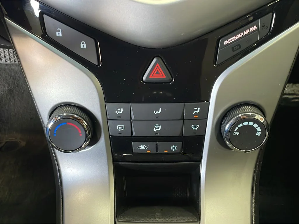 Used 2013 Silver Chevrolet LS image 21