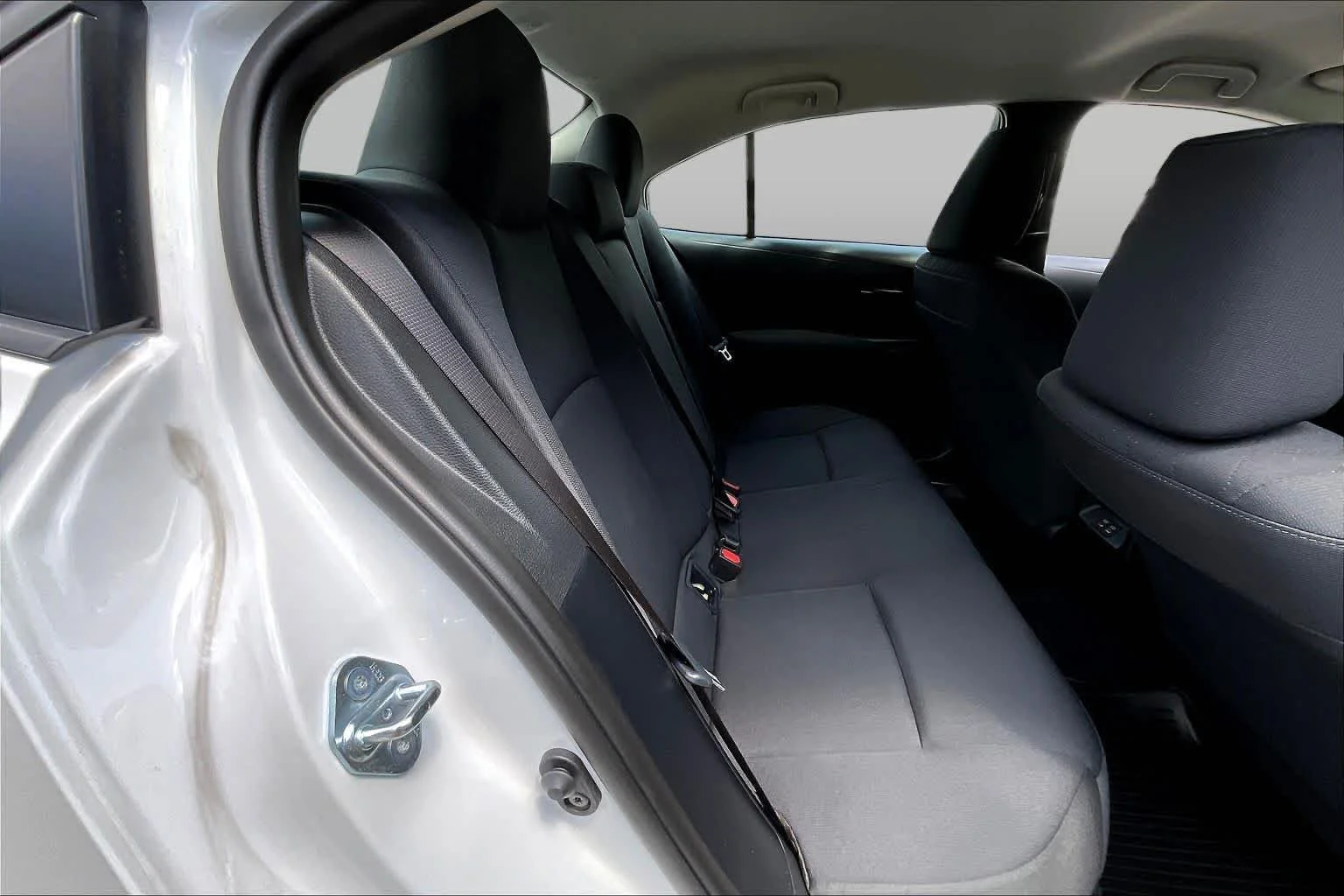 Used 2026 Ice Cap Toyota LE image 20