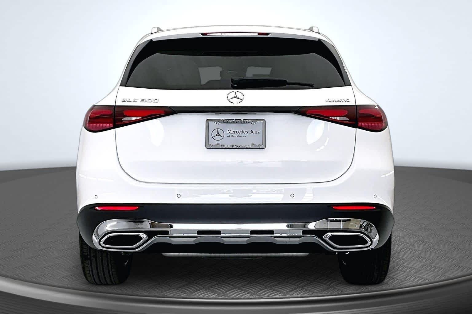 New 2026 Polar White Mercedes-Benz GLC 300 image 5