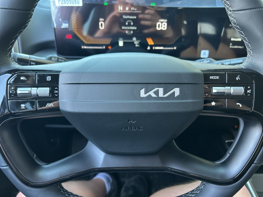 New 2026 Wolf Gray Kia S image 24