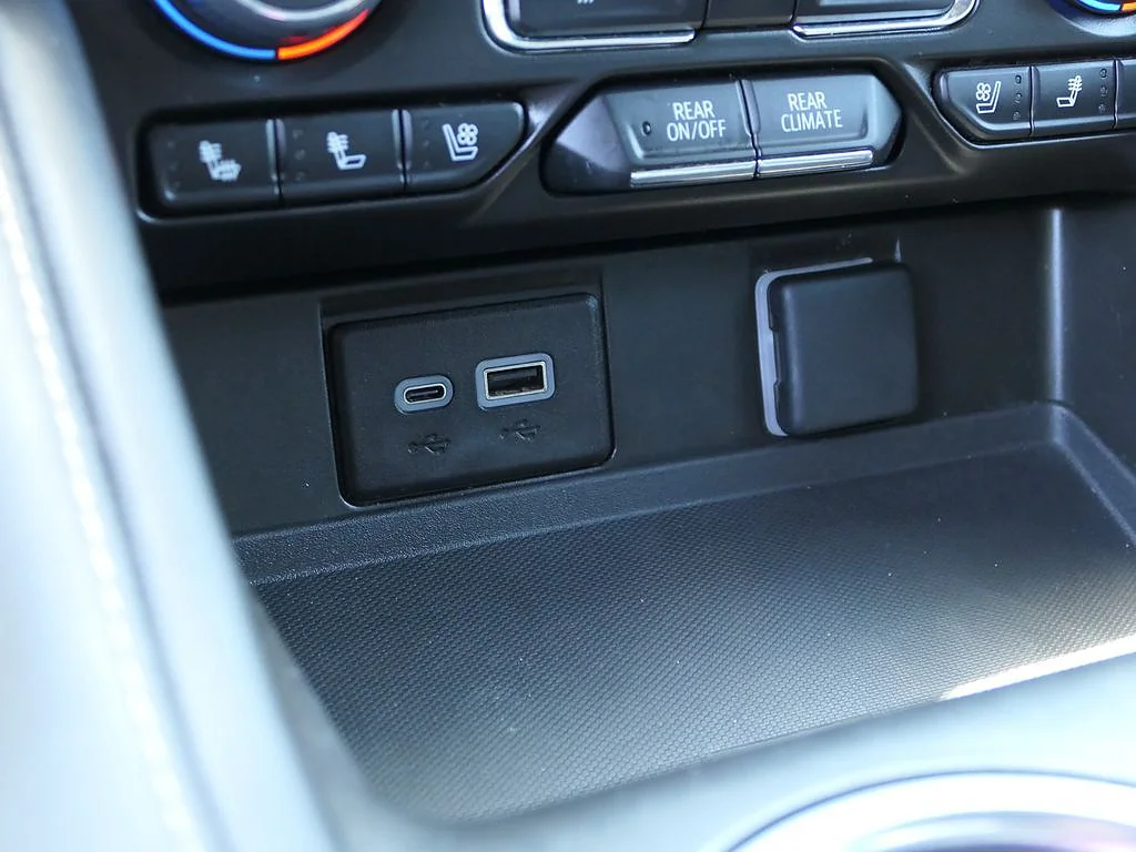 Used 2024 Sterling Gray Metallic Chevrolet Premier image 22