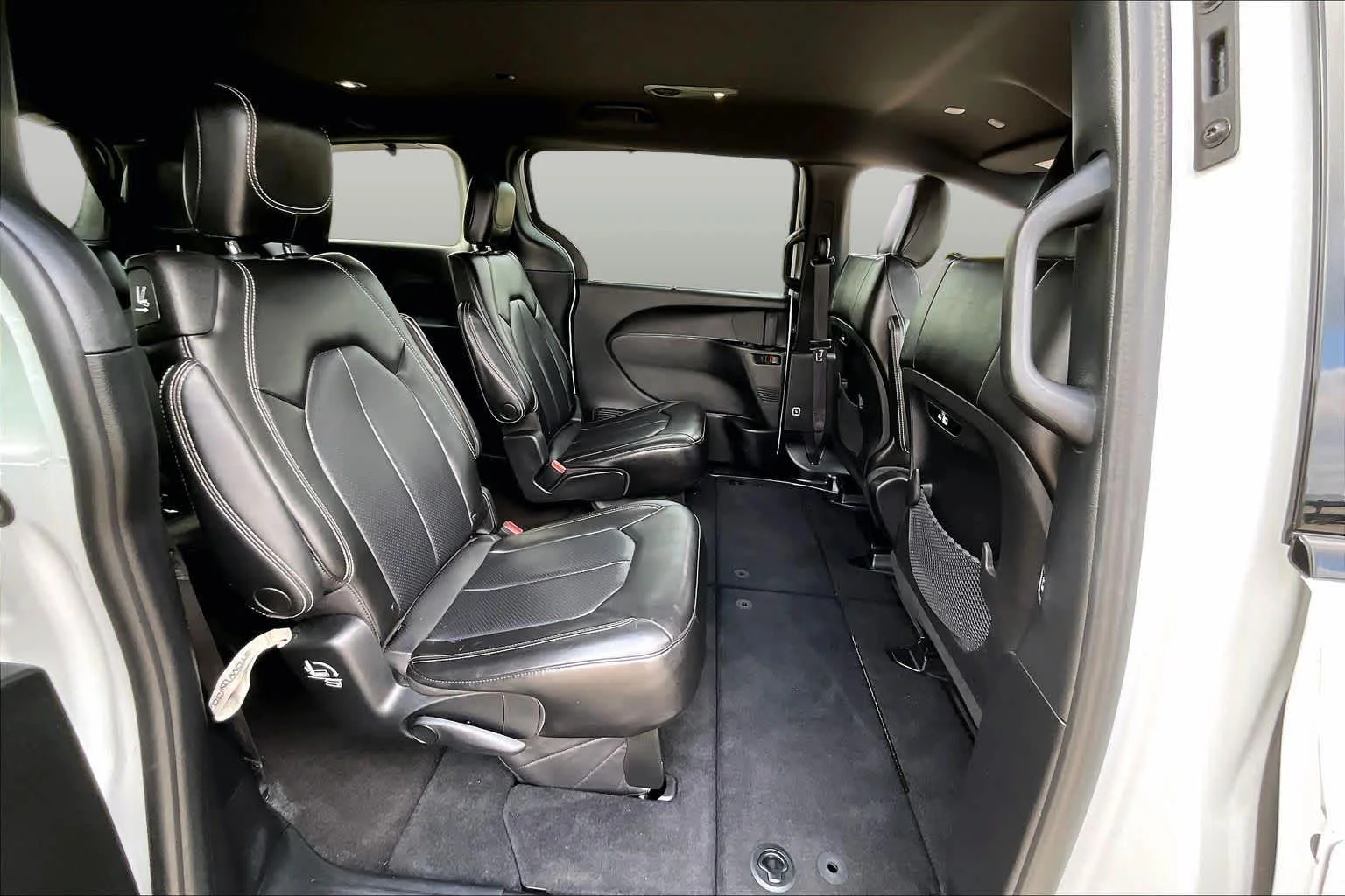 2023 Chrysler Pacifica Touring L - Photo 32