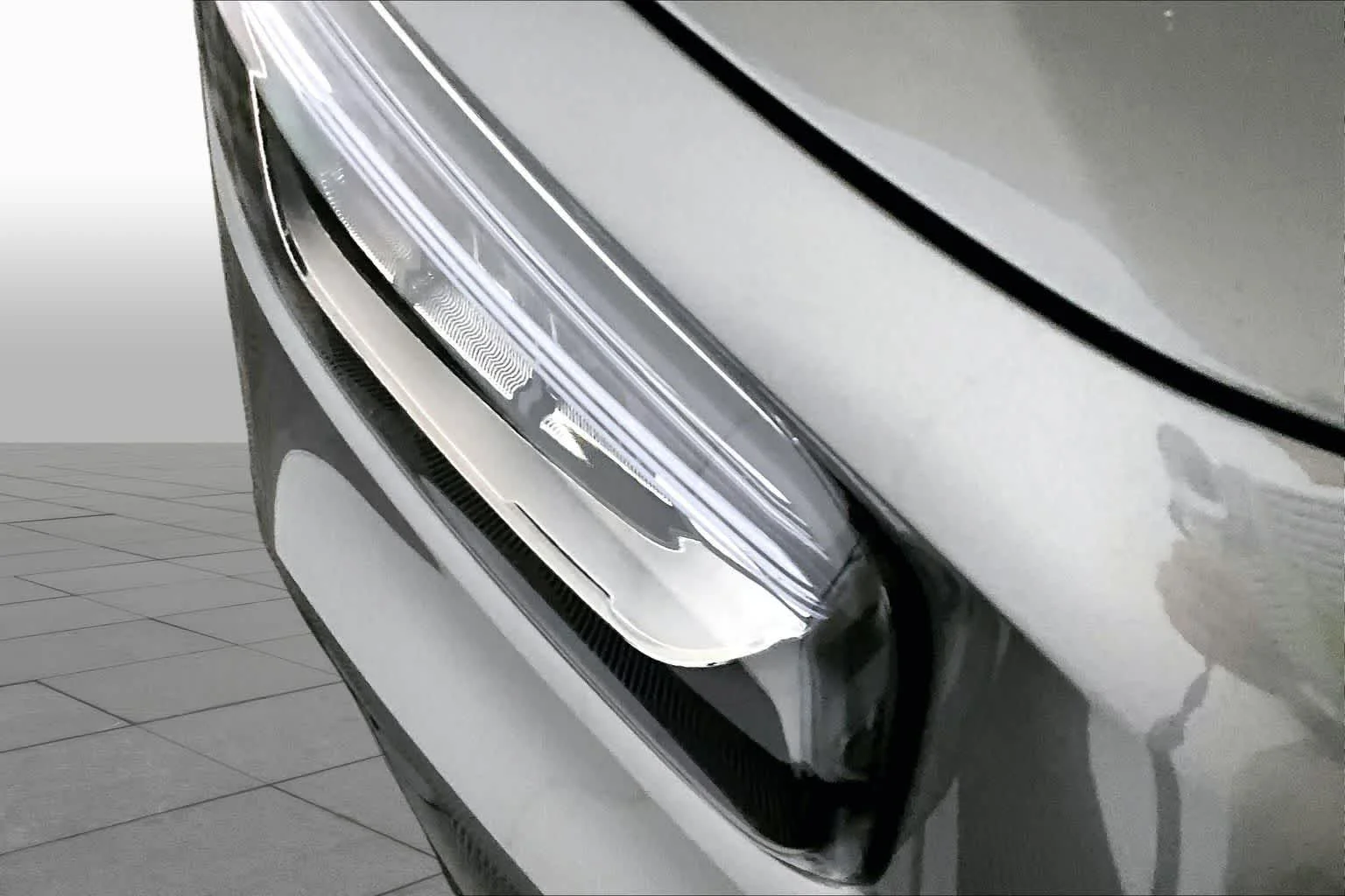 New 2026 Mountain Grey Metallic Mercedes-Benz GLB 250 image 15