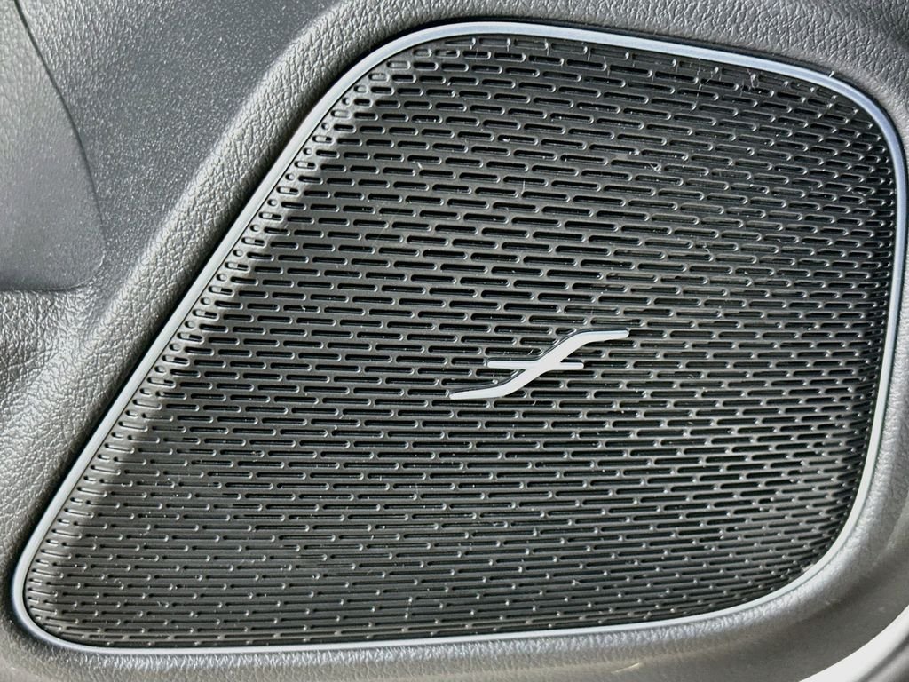 New 2026 Polar White Mercedes-Benz GLA 250 image 19