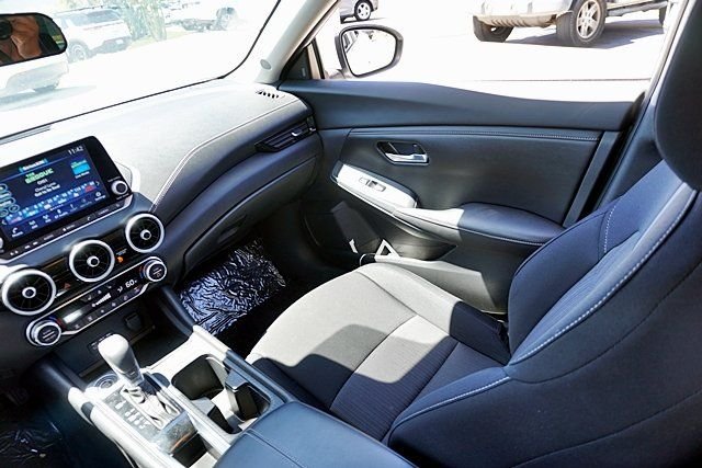 Used 2023 White Nissan SV image 28