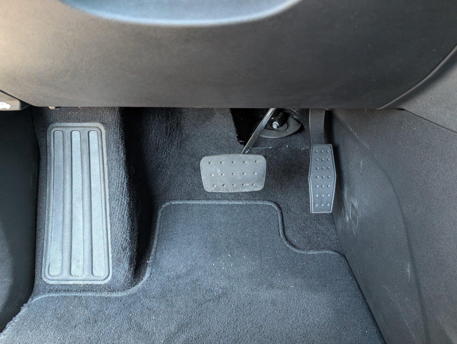 Used 2026 Sterling Gray Metallic Chevrolet LT image 29