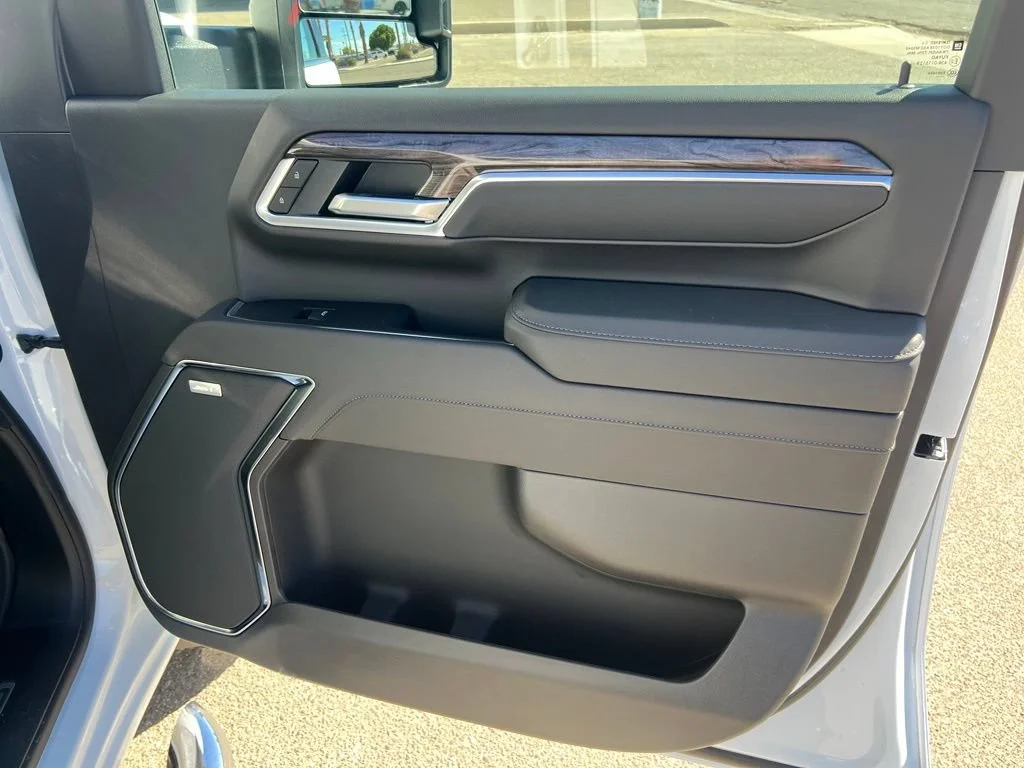 New 2026 Summit White Chevrolet LTZ DRW image 24