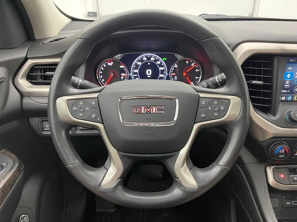 Used 2021 CAYENNE RED TINTCOAT GMC Denali image 22