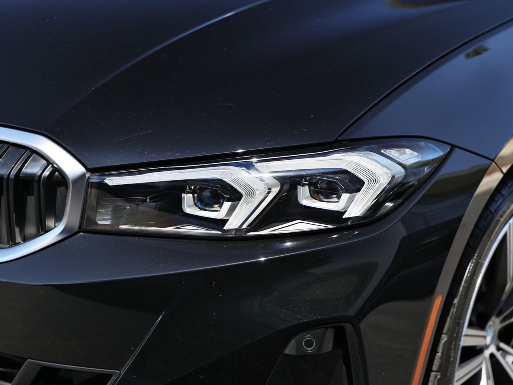 2024 BMW 3 Series 330i - Photo 12