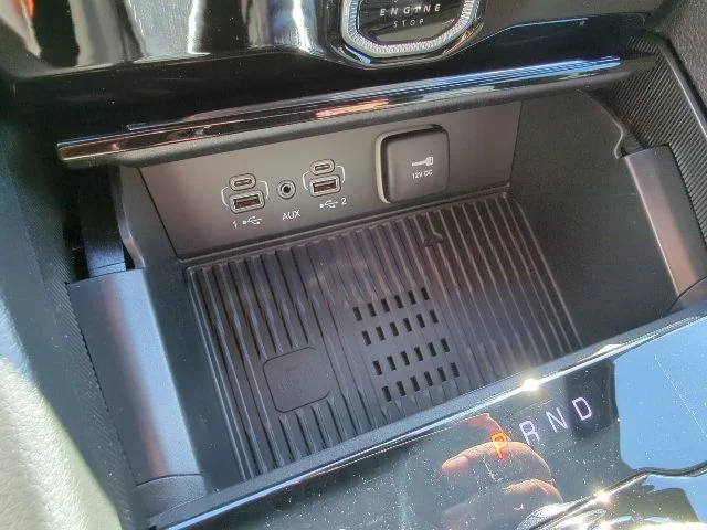 New 2026 White Jeep Altitude image 20
