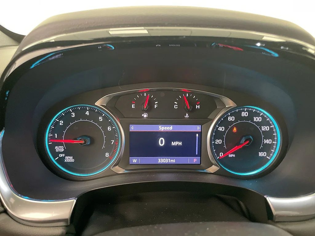 Used 2023 Sterling Gray Metallic Chevrolet LT Cloth image 11