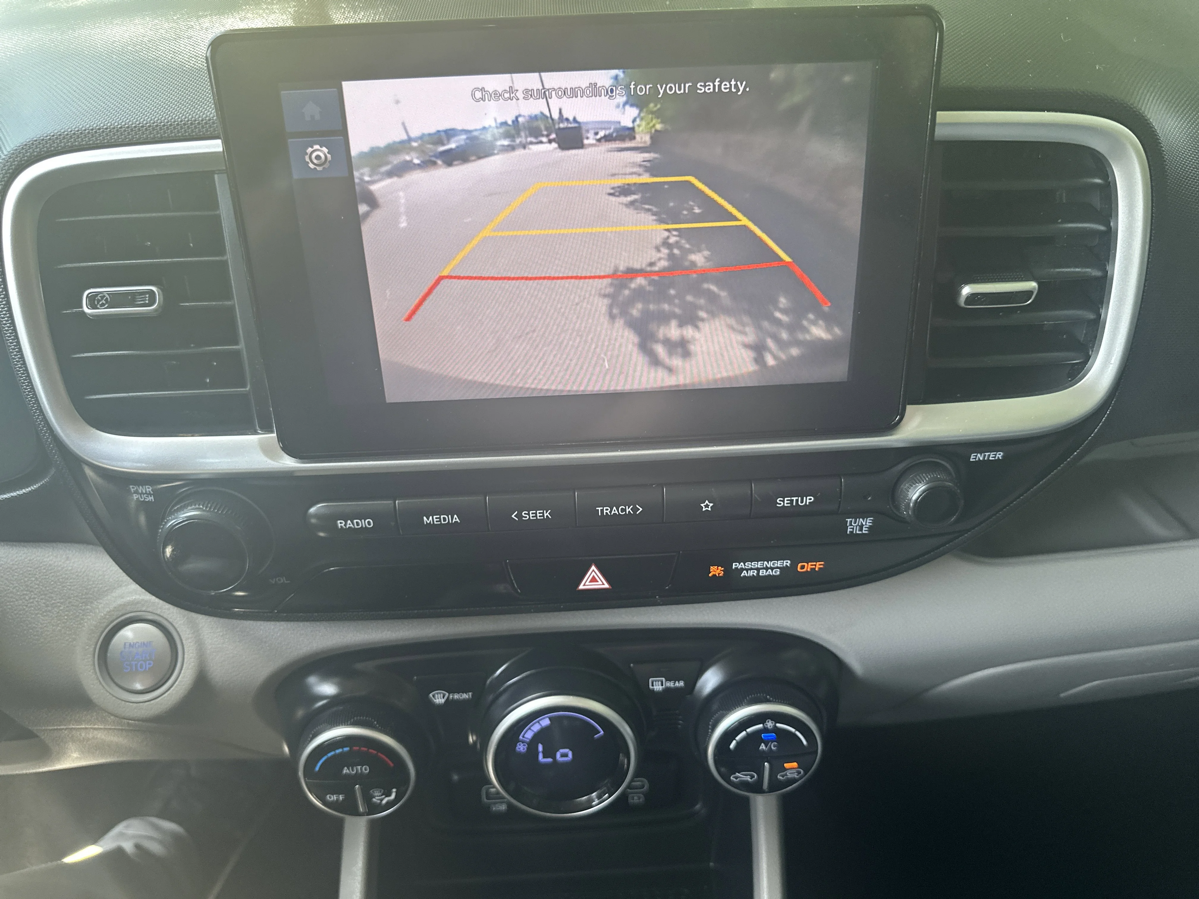 Used 2025 Onyx Black Hyundai SEL image 15