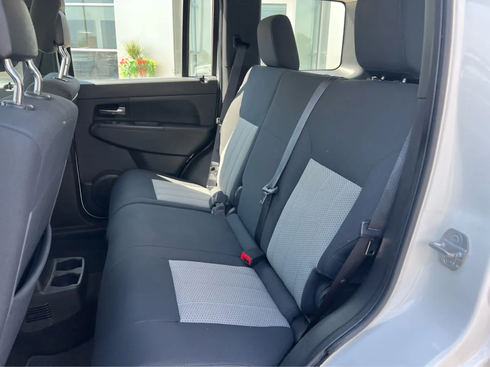 Used 2010 Stone White Clearcoat Jeep Sport image 25