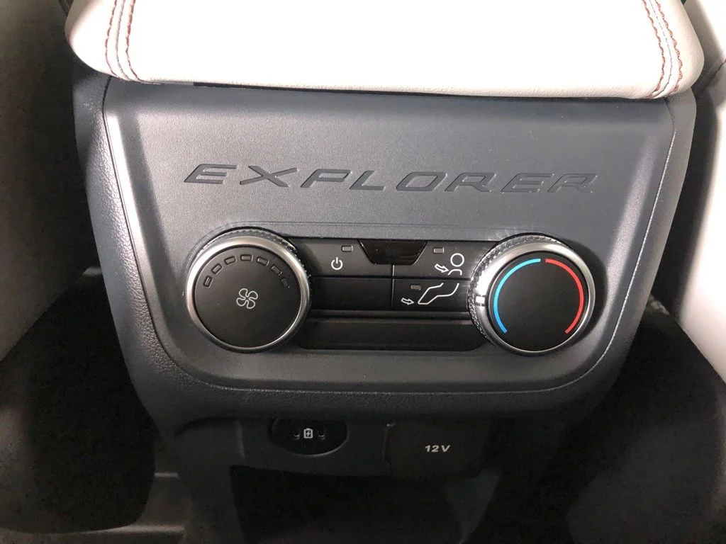 New 2026 Space White Metallic Ford Active image 14