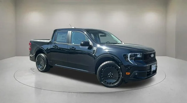 2025 Ford Maverick Lobo Standard