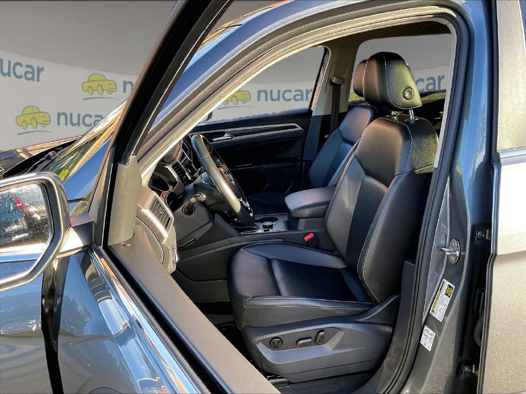 Used 2019 Gray Volkswagen 3.6L V6 SE image 10