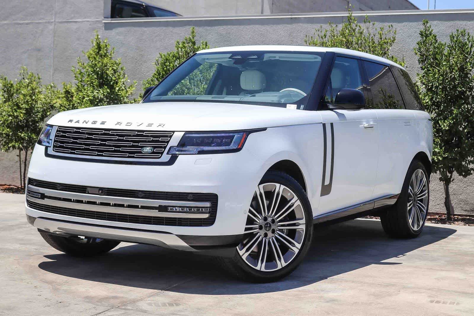 2026 Land Rover Range Rover SE