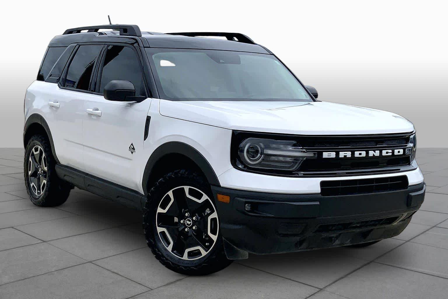 Used 2022 Oxford White Ford Outer Banks image 3