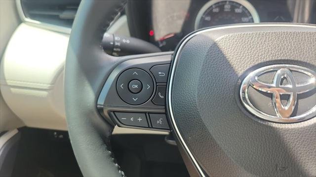 Certified Used 2022 BARCELONA RED MET. Toyota  image 20