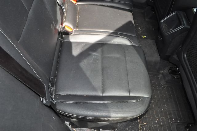 Used 2019 Silver Volvo Momentum image 25