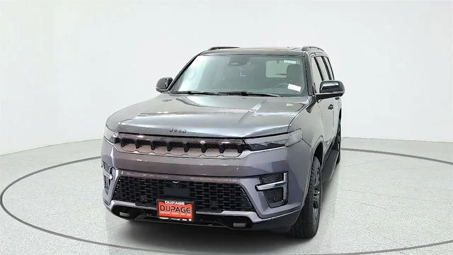 New 2026 Baltic-Gray Metallic Clear-Coat Exterior Paint Jeep Upland image 3