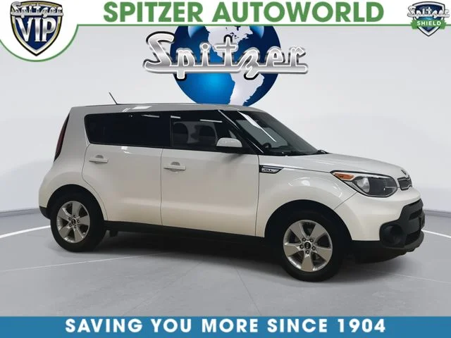 Used 2019 White Kia Base image 2