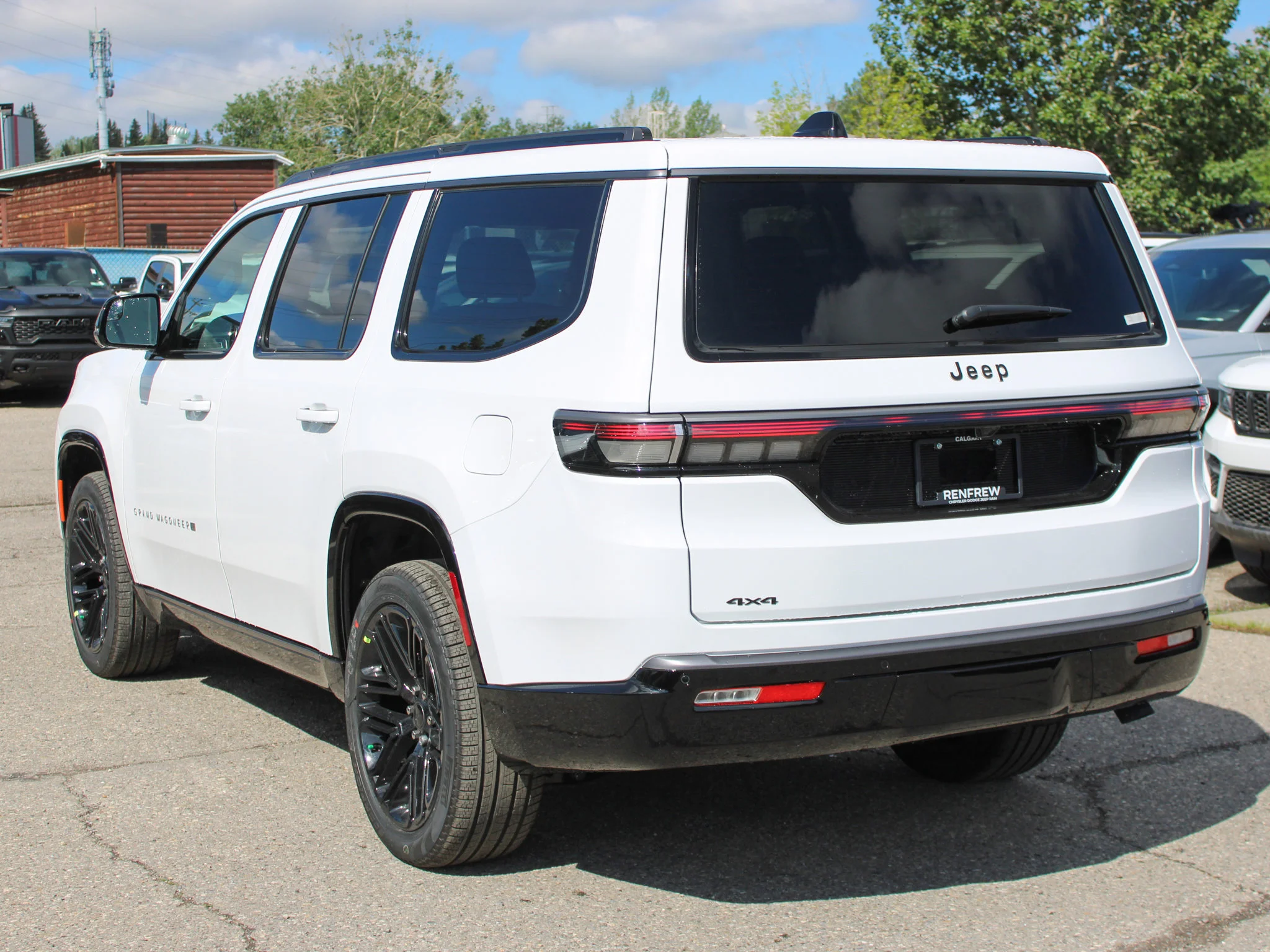 New 2026 White Jeep Limited Reserve* image 3