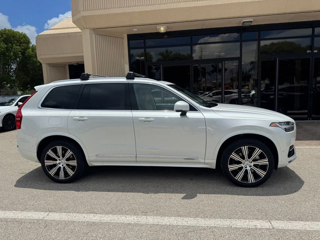 Used 2024 White Volvo Ultimate image 4