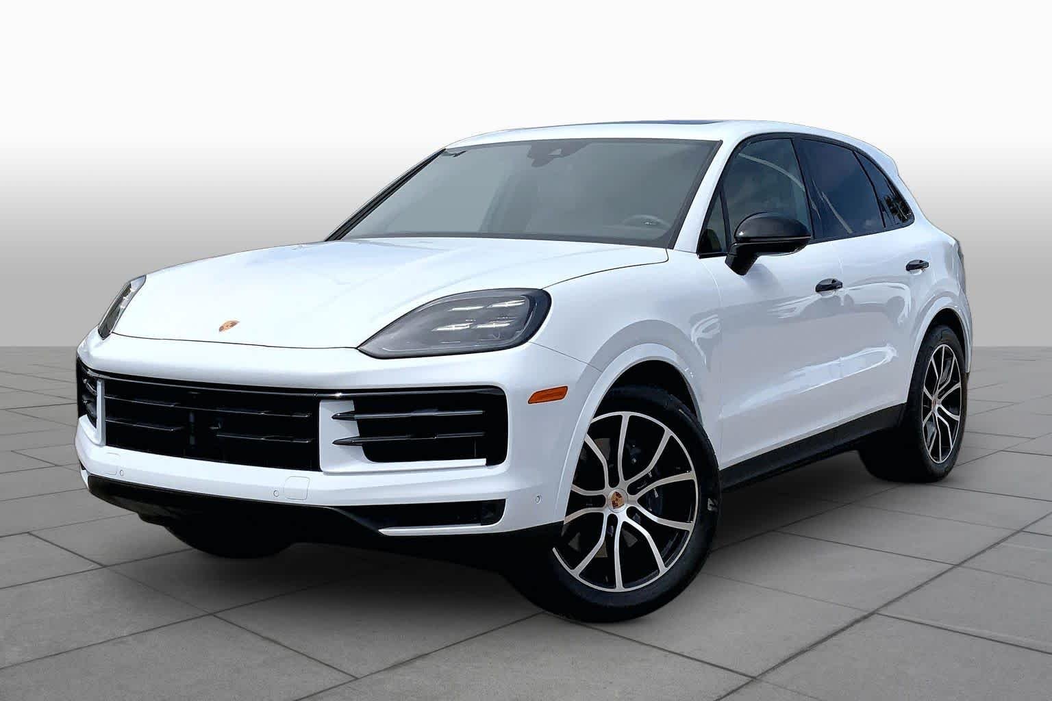 2025 Porsche Cayenne -'s photo