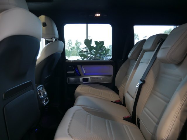 New 2027 Selenite Grey Mercedes-Benz G 580 image 46