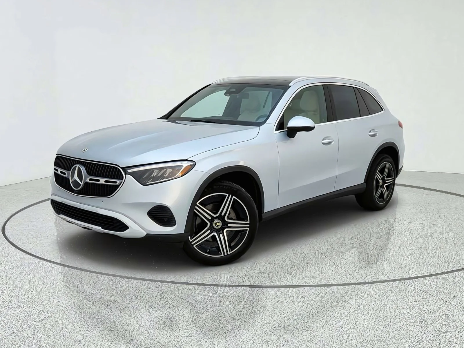 2026 Mercedes-Benz GLC Base