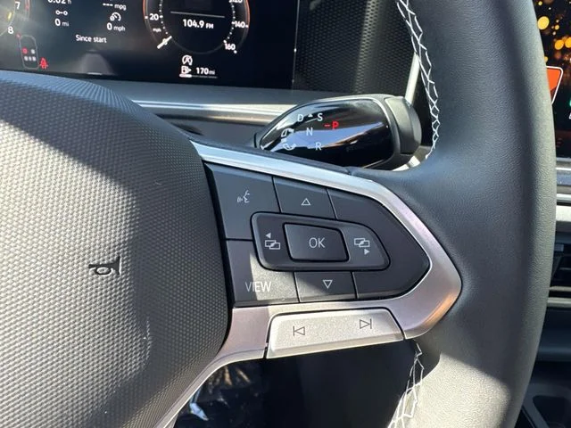 New 2026 White Volkswagen 2.0T SE image 19