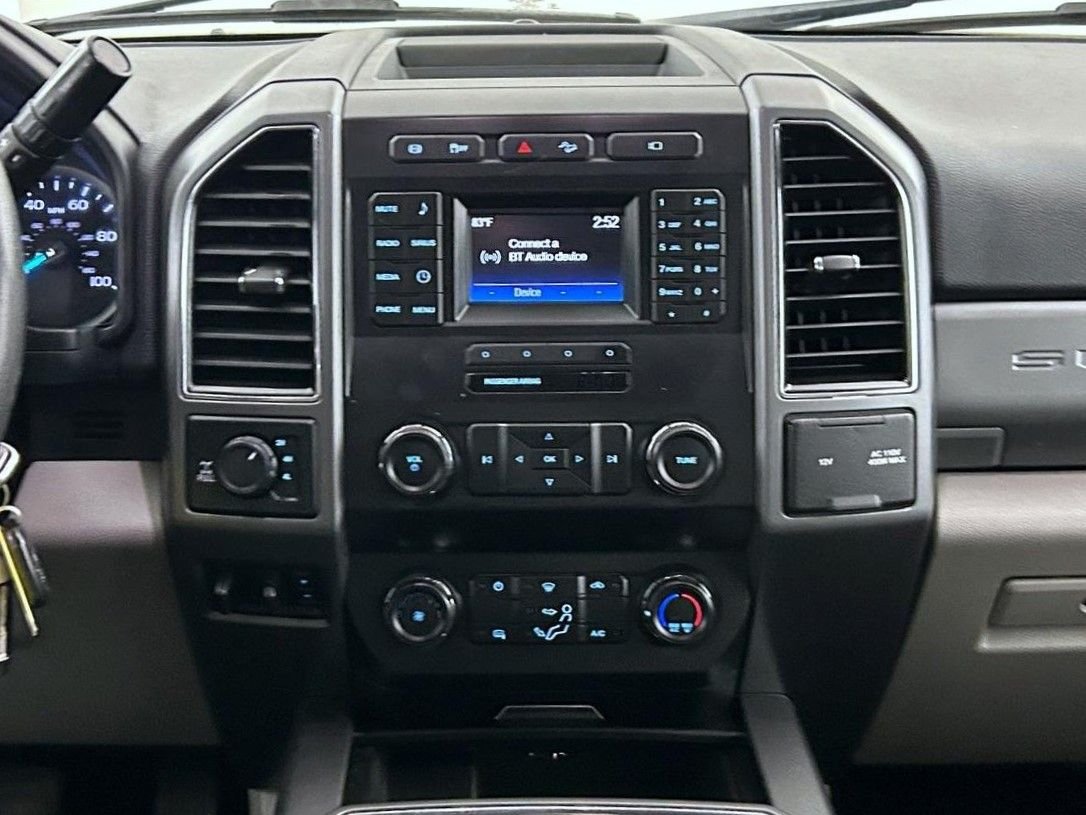 Used 2019 Gray Ford XLT image 12