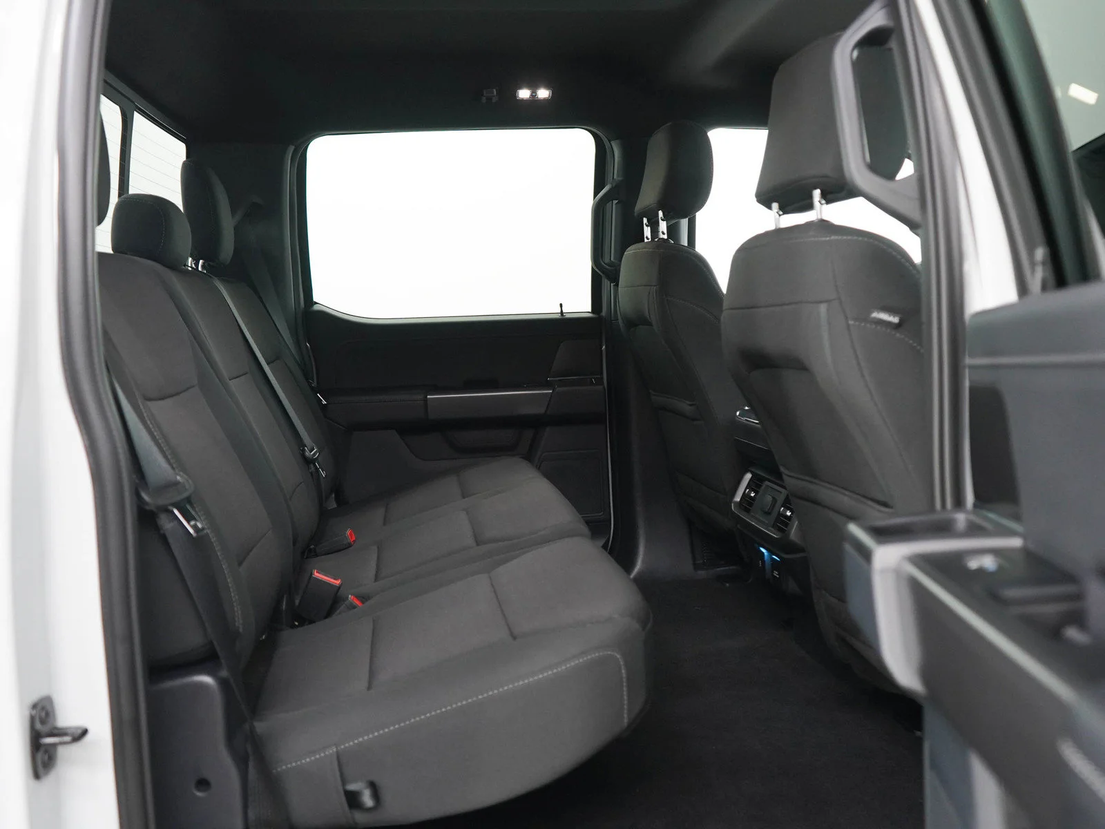 Used 2024 Avalanche Ford XLT image 12