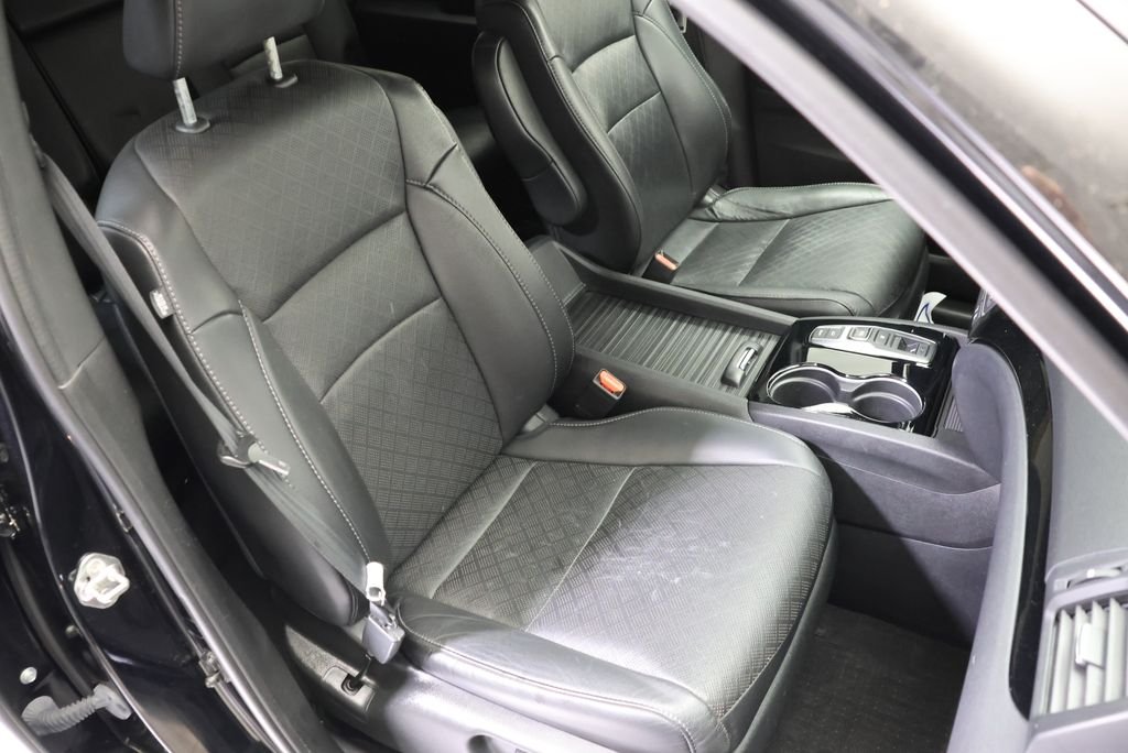 Used 2019 Crystal Black Pearl Honda Elite image 41