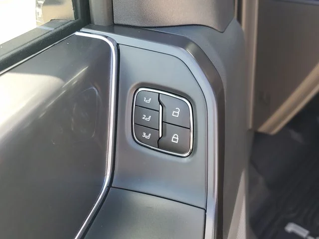 New 2026 Avalanche Ford Lariat® image 19