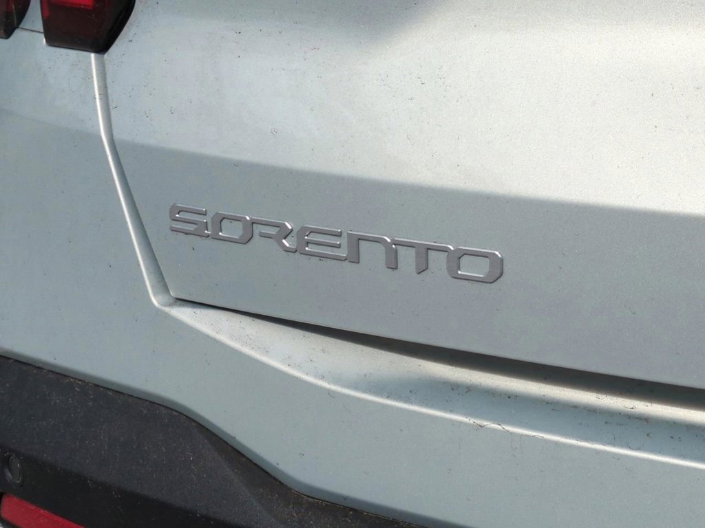 2026 Kia Sorento S - Photo 15