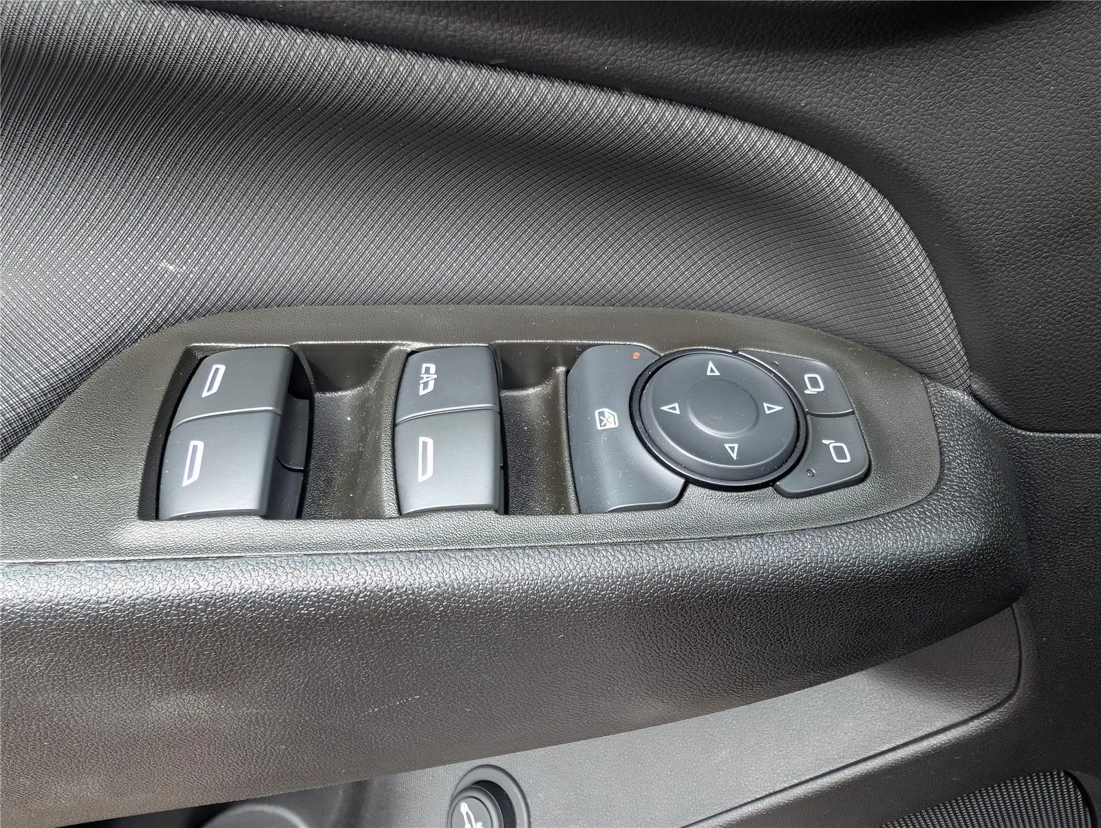 2024 Chevrolet Equinox RS - Photo 29