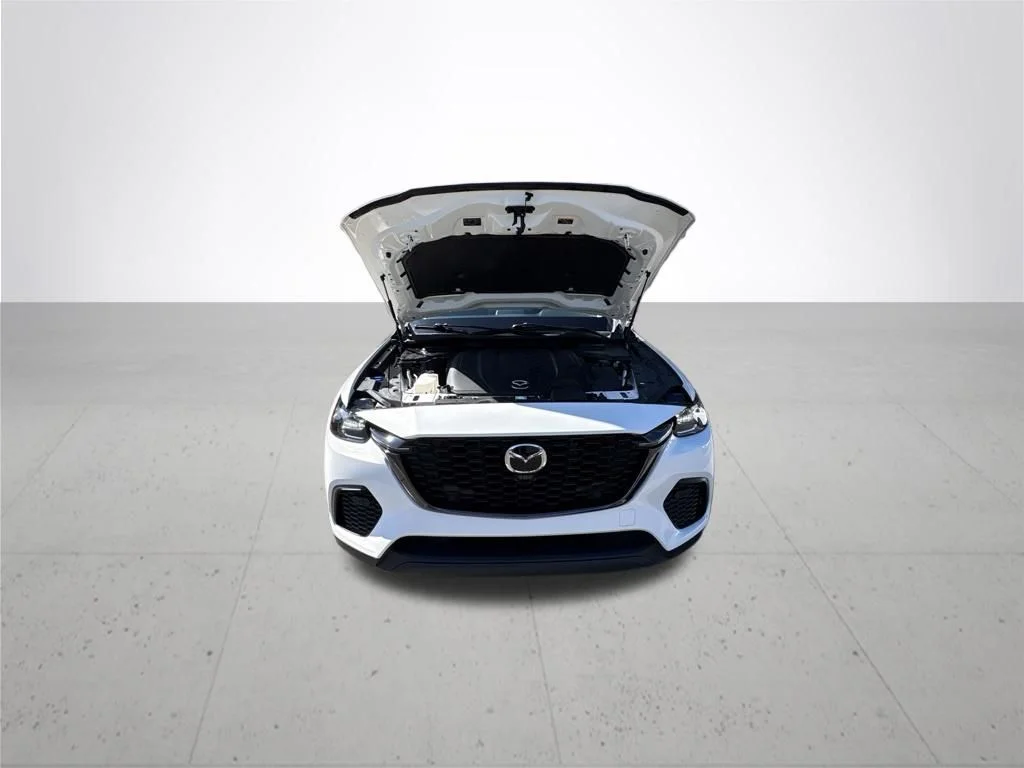 Used 2025 White Mazda 3.3 Turbo Preferred image 3